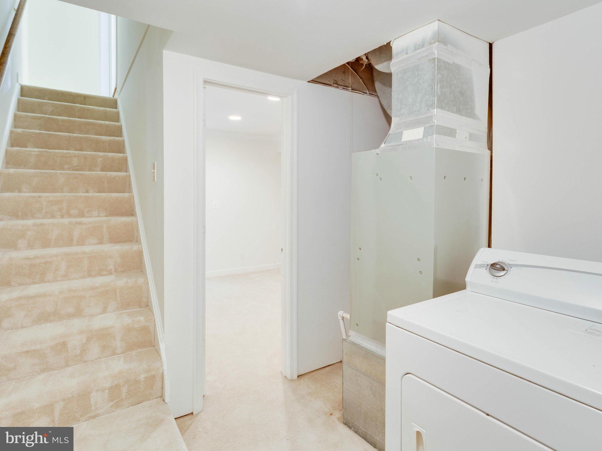 3641 Crows Nest Point Triangle, VA 22172 - Photo 23 of 30 Basement