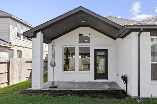 $2,700 | 8803 Riverton Rdg Road, Cypress, TX 77433