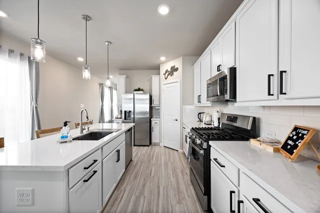 $2,700 | 8803 Riverton Rdg Road, Cypress, TX 77433