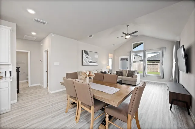 $2,700 | 8803 Riverton Rdg Road, Cypress, TX 77433