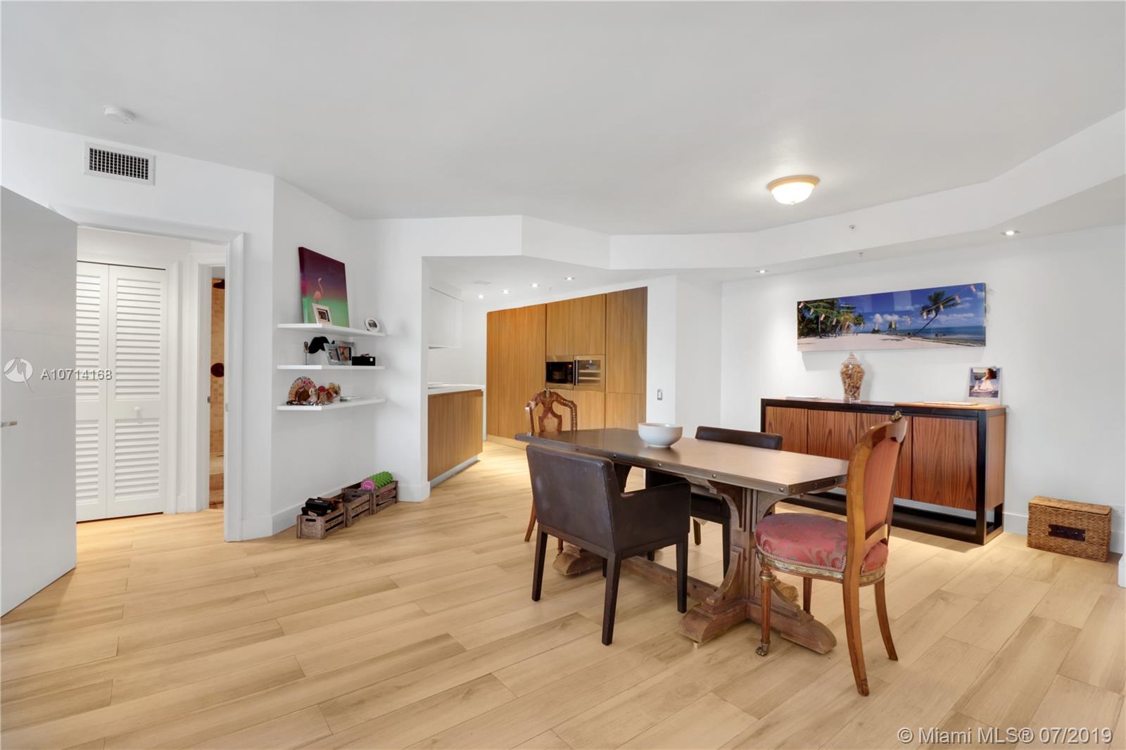 701 Brickell Key Boulevard, Unit 2002 Miami, FL 33131 - Photo 2 of 29