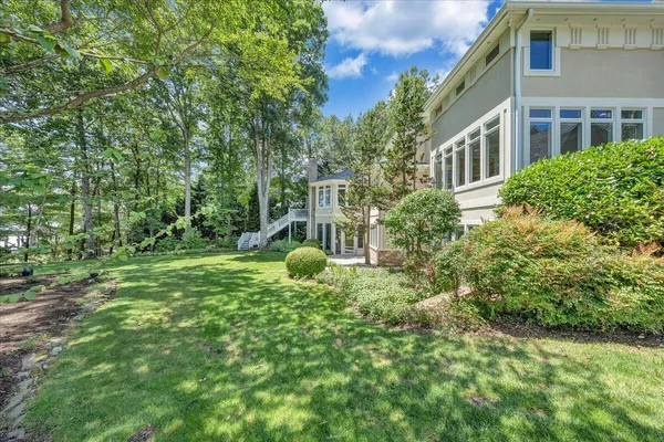 $2,750,000 | 574 Waverly Lane, Moneta, VA 24121