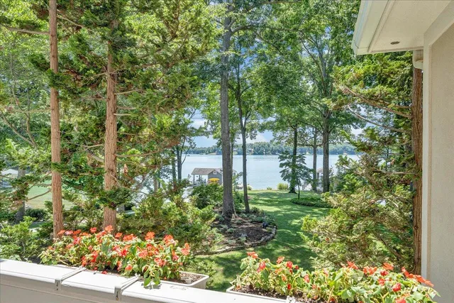 $2,950,000 | 574 Waverly Lane, Moneta, VA 24121