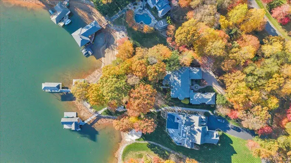 $2,750,000 | 574 Waverly Lane, Moneta, VA 24121