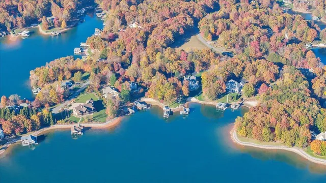 $2,950,000 | 574 Waverly Lane, Moneta, VA 24121