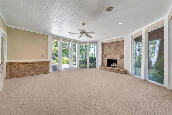$2,750,000 | 574 Waverly Lane, Moneta, VA 24121