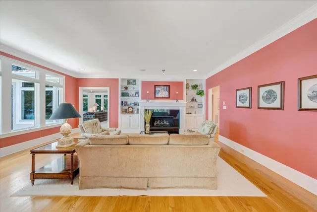 $2,950,000 | 574 Waverly Lane, Moneta, VA 24121