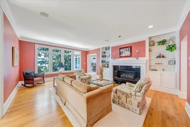 $2,950,000 | 574 Waverly Lane, Moneta, VA 24121