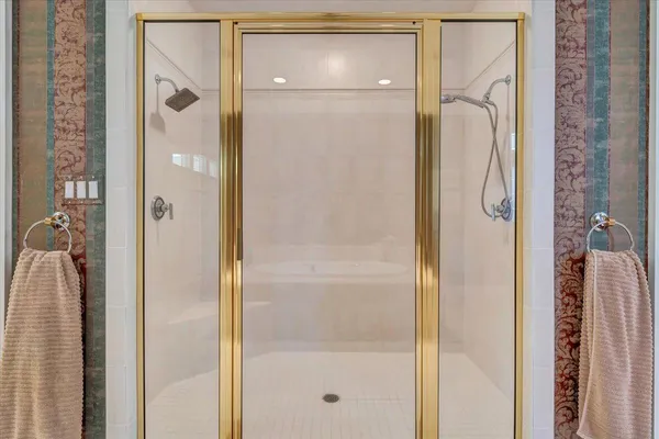 $2,750,000 | 574 Waverly Lane, Moneta, VA 24121