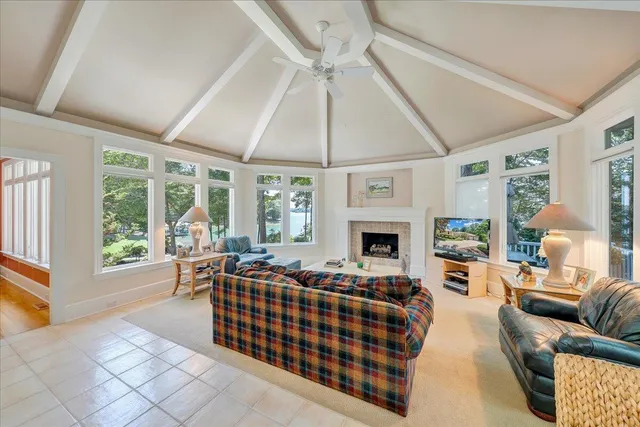 $2,950,000 | 574 Waverly Lane, Moneta, VA 24121