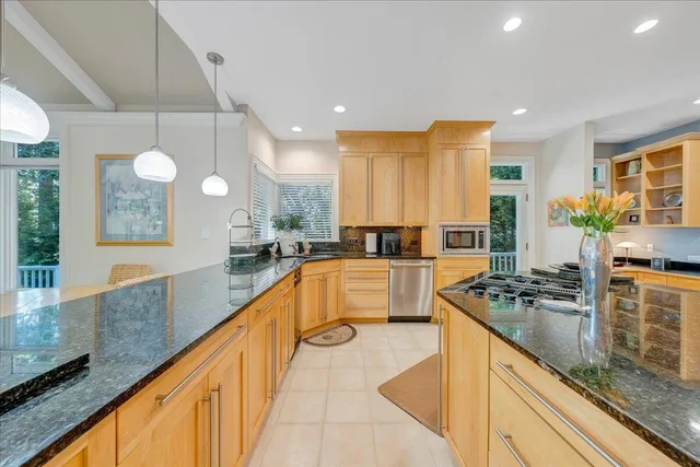 $2,950,000 | 574 Waverly Lane, Moneta, VA 24121