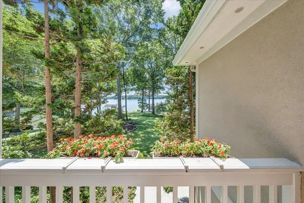 $2,750,000 | 574 Waverly Lane, Moneta, VA 24121