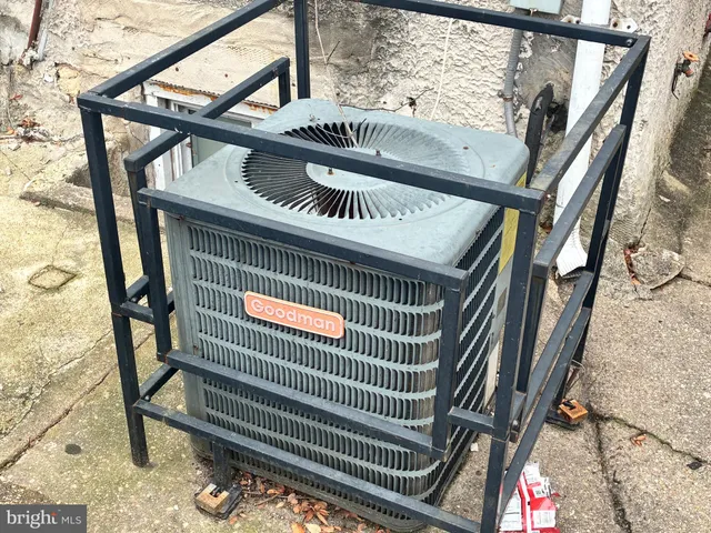 $178,000 | 2586 Edmondson Avenue, Baltimore, MD 21223