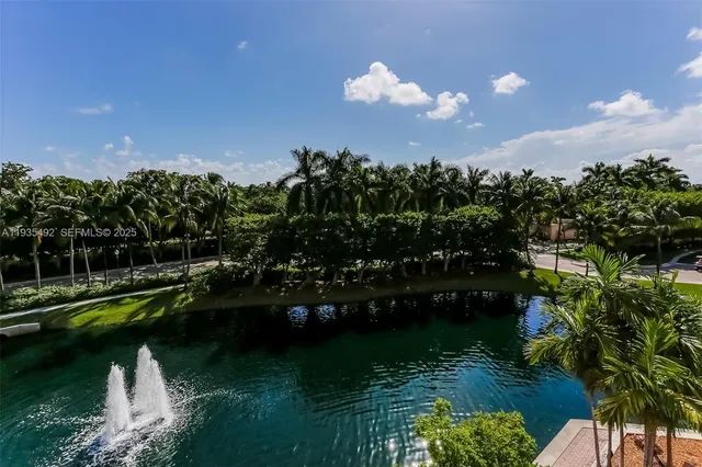 $12,500 | 747 Crandon Boulevard, Unit 410, Key Biscayne, FL 33149