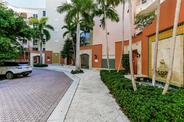 $12,500 | 747 Crandon Boulevard, Unit 410, Key Biscayne, FL 33149