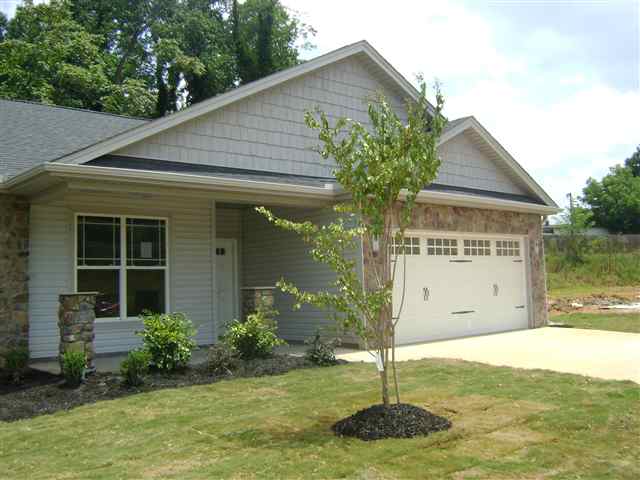 175 Midwood Road Travelers Rest, SC 29690 - Photo 3 of 15 Gallery Image 3