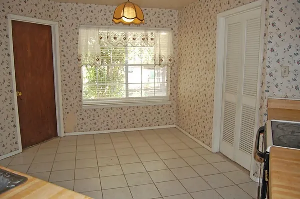 $1,900 | 15926 Pfeiffer Drive, Houston, TX 77082