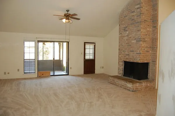 $1,900 | 15926 Pfeiffer Drive, Houston, TX 77082