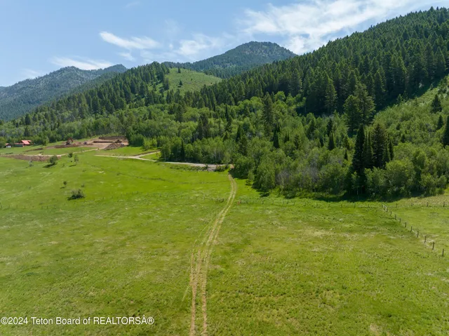$139,000 | 15 Lot Creek Road, Etna, WY 83118