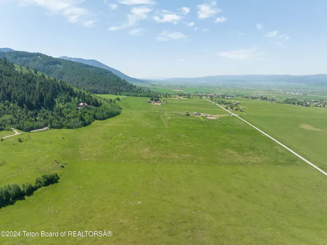 $139,000 | 15 Lot Creek Road, Etna, WY 83118