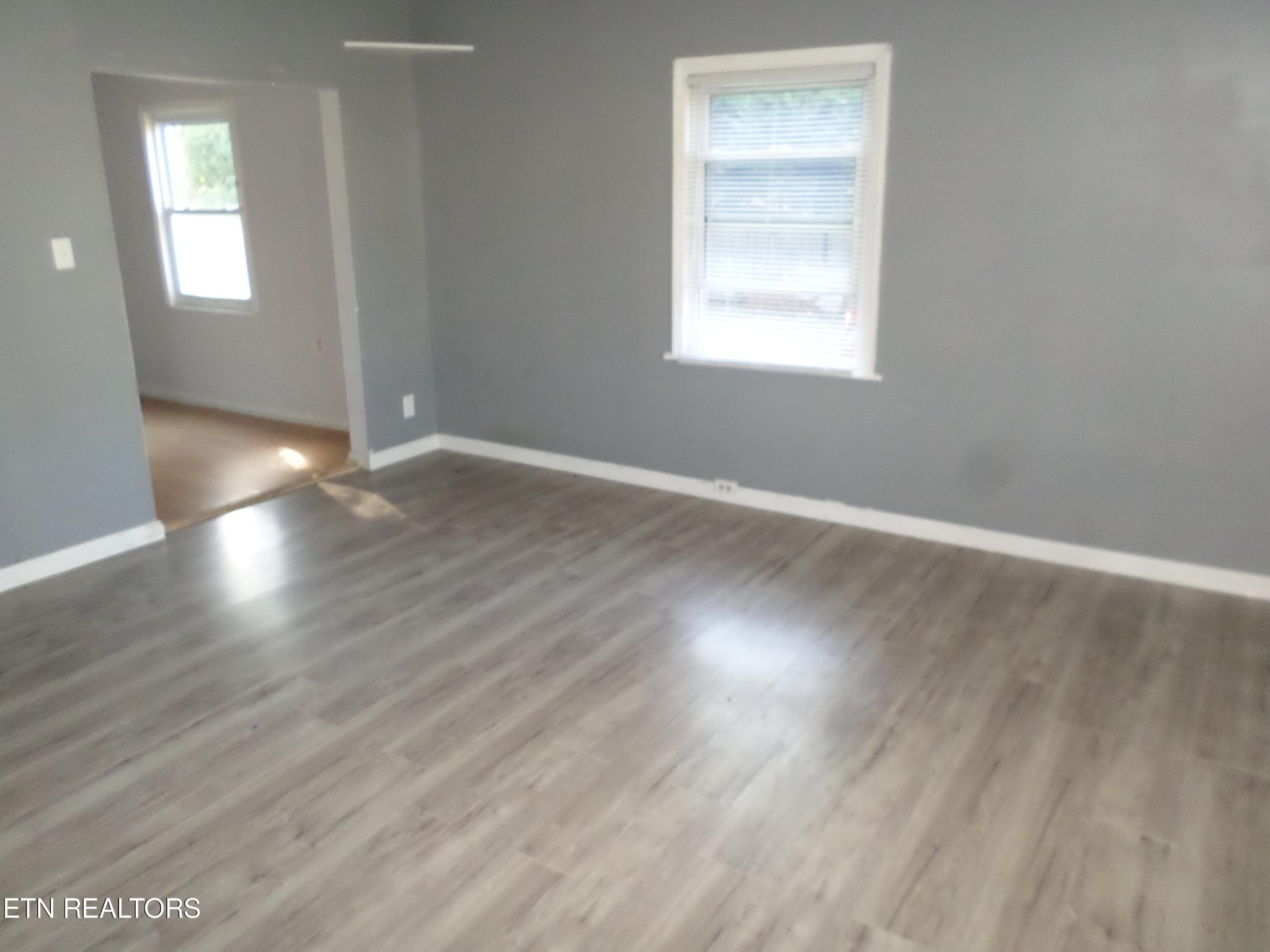 4907 Rowan Road Knoxville, TN 37912 - Photo 2 of 13 Gallery Image 2