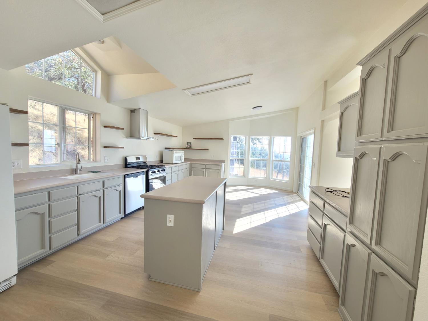 7318 Michelle Way Browns Valley, CA 95918 - Photo 16 of 55