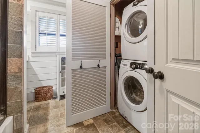 $460,000 | 20935 Sierra Vista Drive, Cornelius, NC 28031