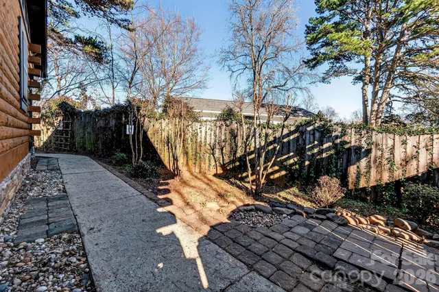 $460,000 | 20935 Sierra Vista Drive, Cornelius, NC 28031