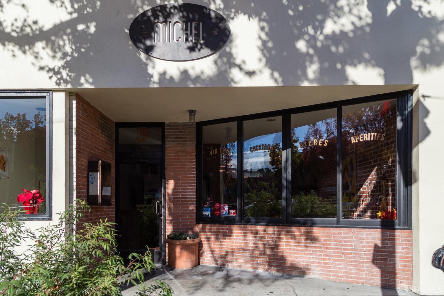 1 Kelton Court, Unit 1E Oakland, CA 94611 - Photo 17 of 23 a view of outdoor space