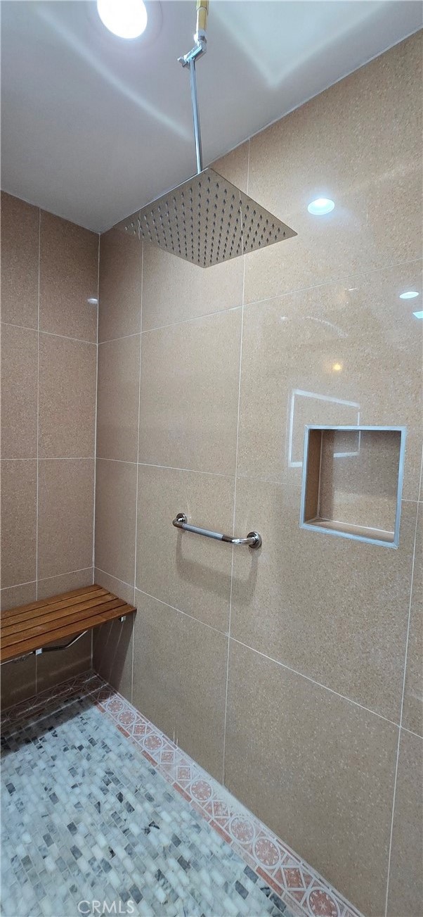 7731 Lehigh Place Westminster, CA 92683 - Photo 34 of 35 Master bathroom