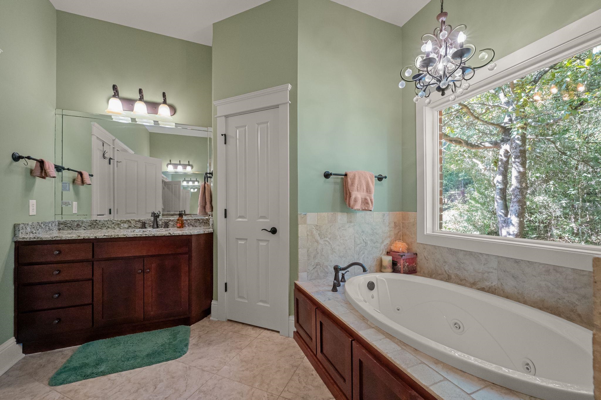 8955 North Lamhatty Lane Daphne, AL 36526 - Photo 26 of 73 Bathroom