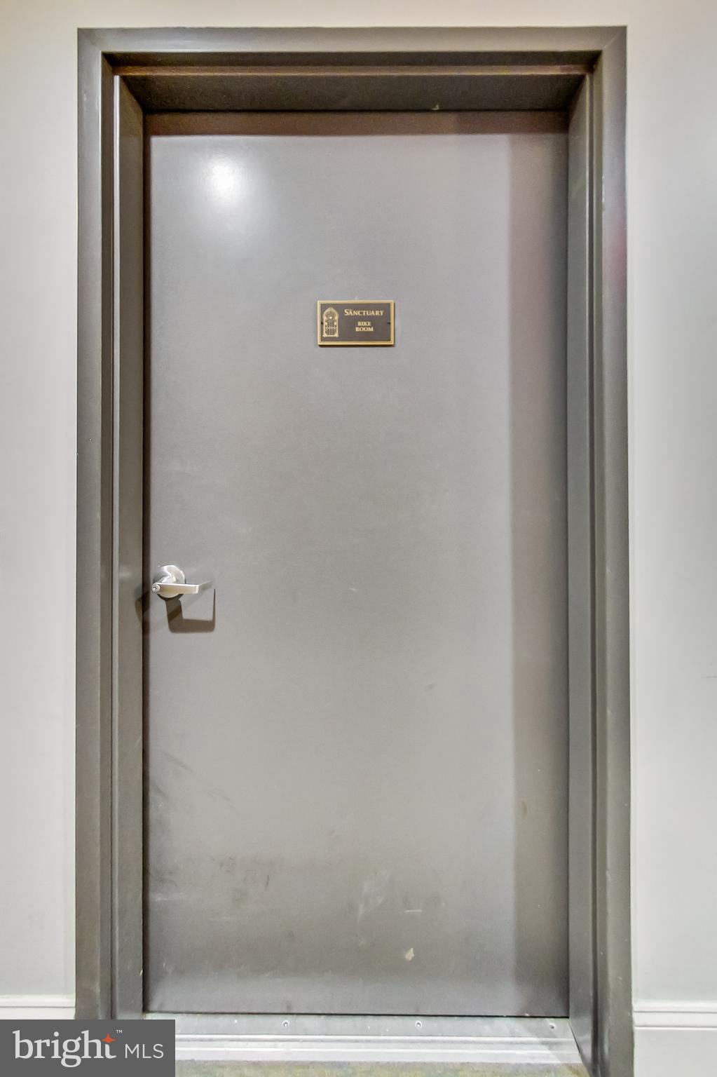 819 D Street Northeast, Unit 7 Washington, DC 20002 - Photo 18 of 20 a view of door