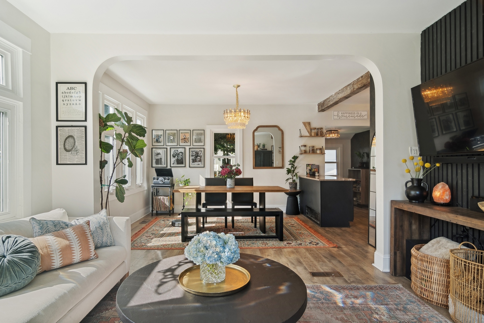 114 Harrison Street Barrington, IL 60010 - Photo 12 of 34 a living room with furniture kitchen view and a flat screen tv