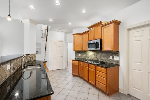 $1,050,000 | 6040 Woodland Hills Drive, Nashville, TN 37211