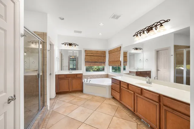 $1,050,000 | 6040 Woodland Hills Drive, Nashville, TN 37211