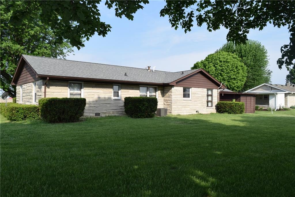 1909 South Mauxferry Road Franklin, IN 46131 - Photo 2 of 2 Gallery Image 2