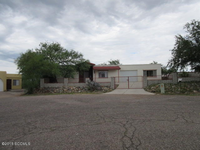 392 Cancun Court Rio Rico, AZ 85648 - Photo 2 of 18