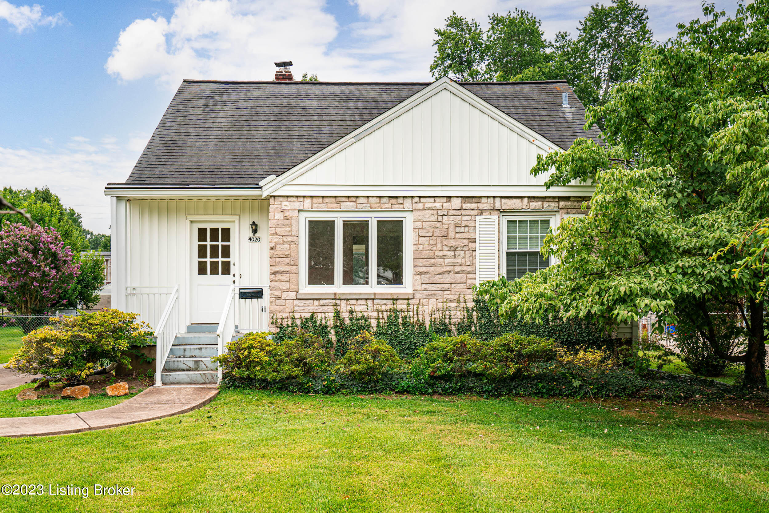4020 Gloucester Rd-1