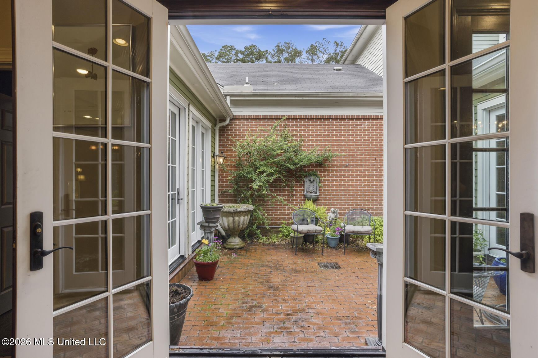 243 Eastbrooke Street Jackson, MS 39216 - Photo 30 of 38 243 Eastbrook 2-38