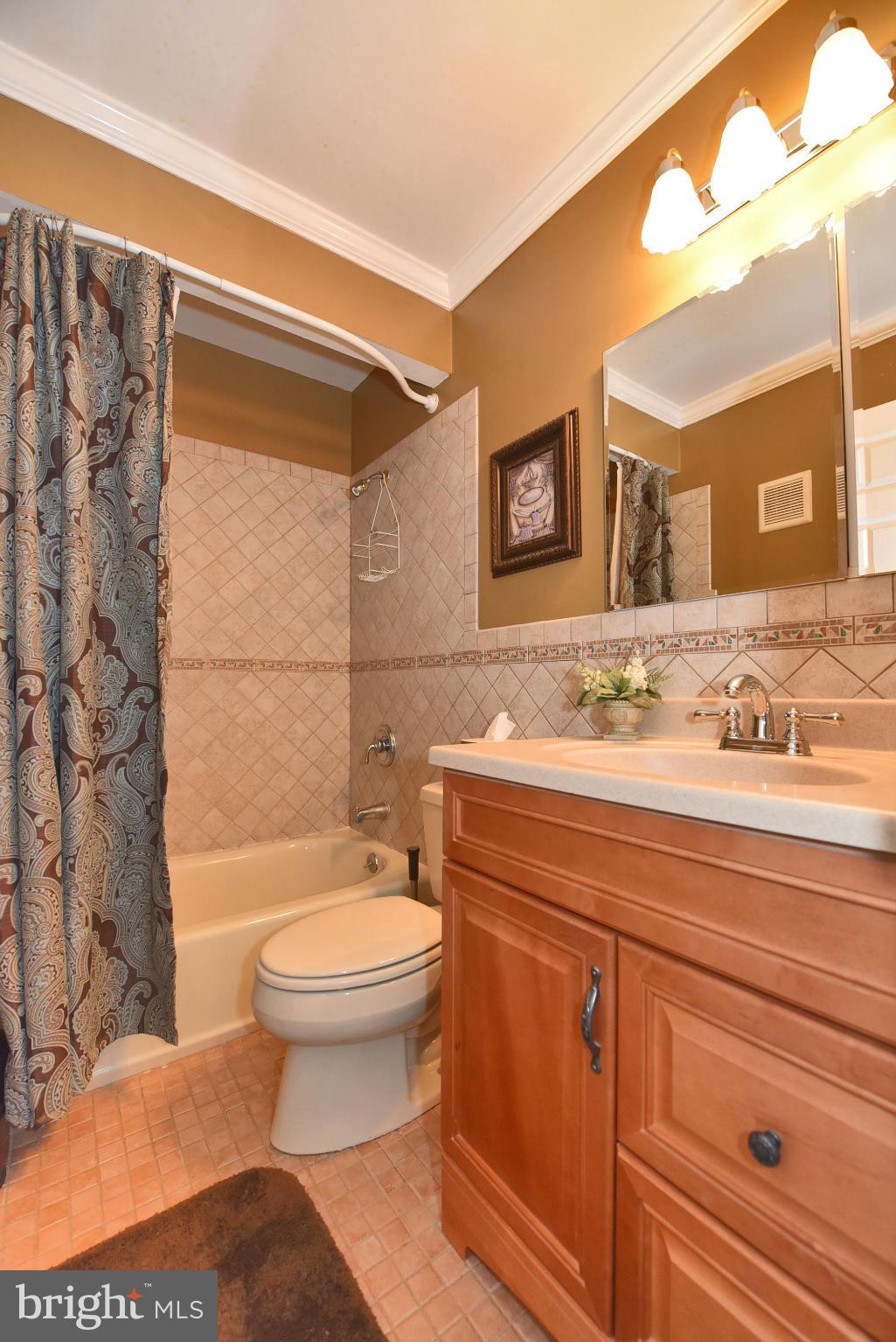 3317 Upton Road Baltimore, MD 21234 - Photo 23 of 30 Bath