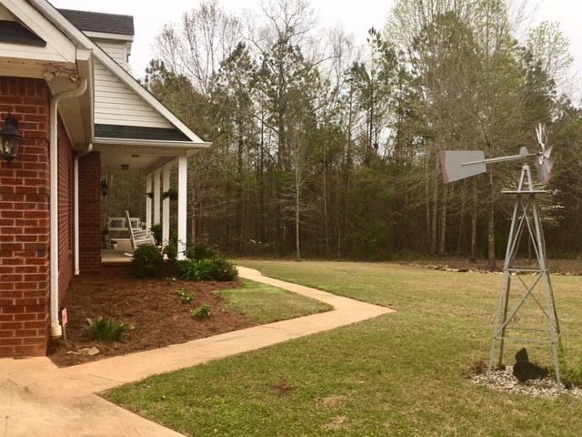 88 Lower Simmons Road Macon, GA 31220 - Photo 25 of 43 a view of a house with backyard