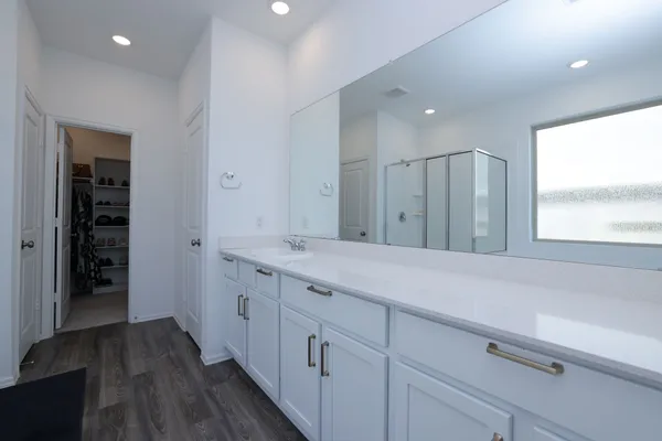 $3,200 | 12332 Derby Royal Drive, Houston, TX 77044