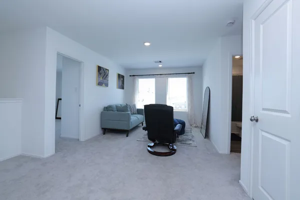 $3,200 | 12332 Derby Royal Drive, Houston, TX 77044
