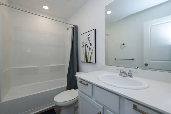 $3,200 | 12332 Derby Royal Drive, Houston, TX 77044