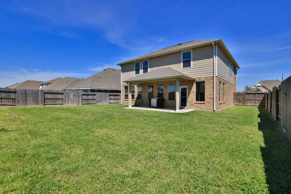 $3,200 | 12332 Derby Royal Drive, Houston, TX 77044