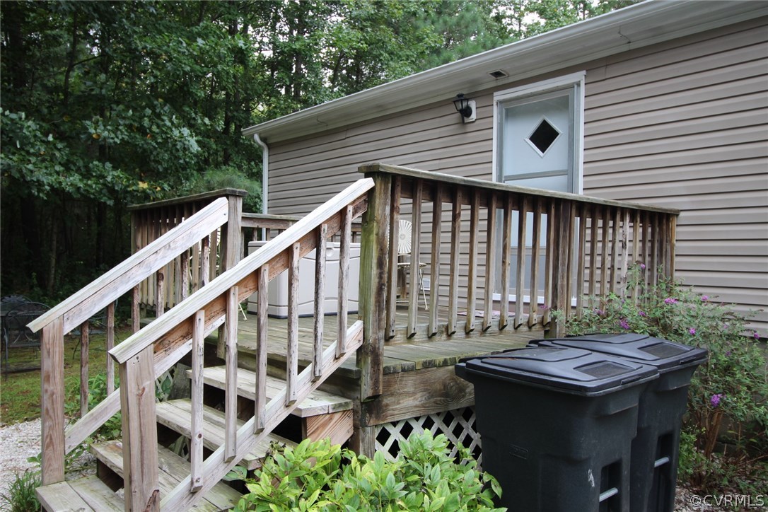 4278 Dorrell Road Aylett, VA 23009 - Photo 25 of 34 a backyard of a house with table and chairs