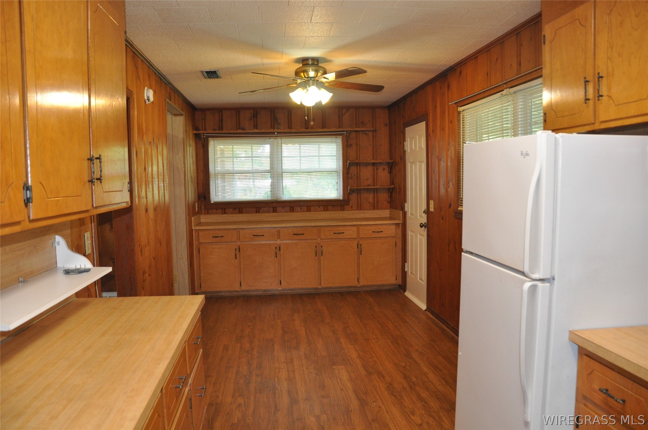 910 Holley Mill Road Samson, AL 36477 - Photo 9 of 61 Tons of counterspace and storage.