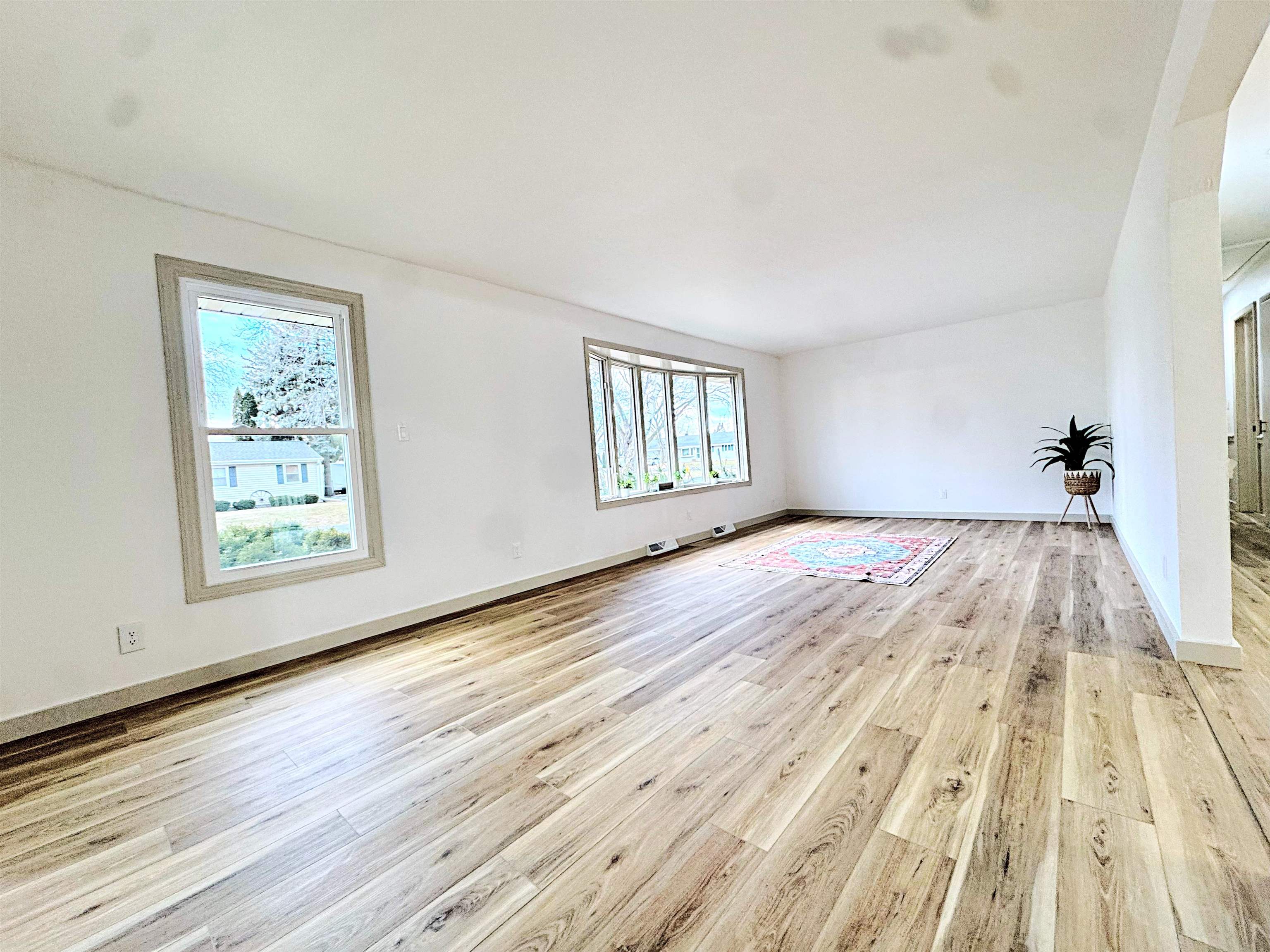 1412 North Rexford Street Appleton, WI 54914 - Photo 2 of 28