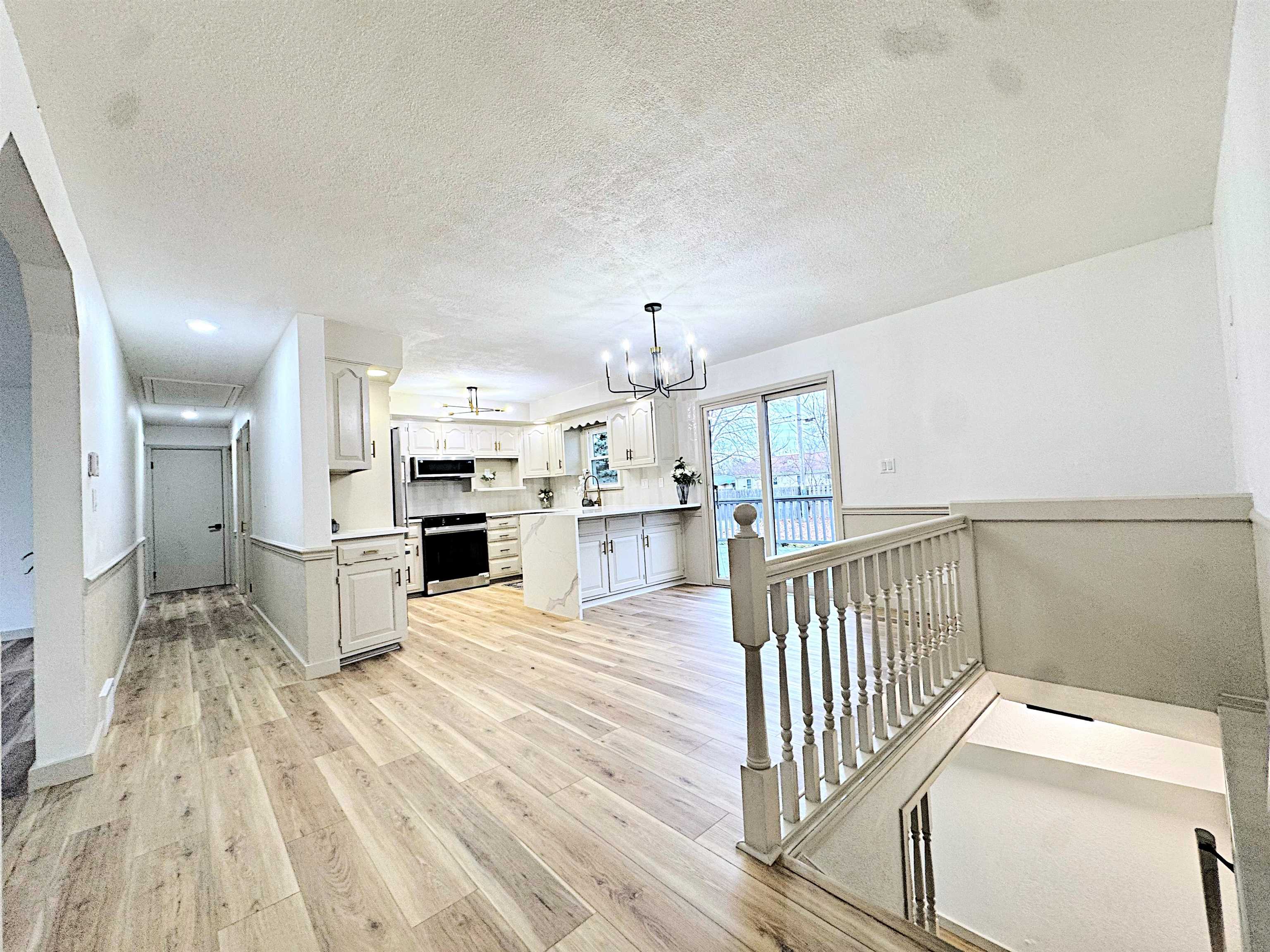 1412 North Rexford Street Appleton, WI 54914 - Photo 4 of 28