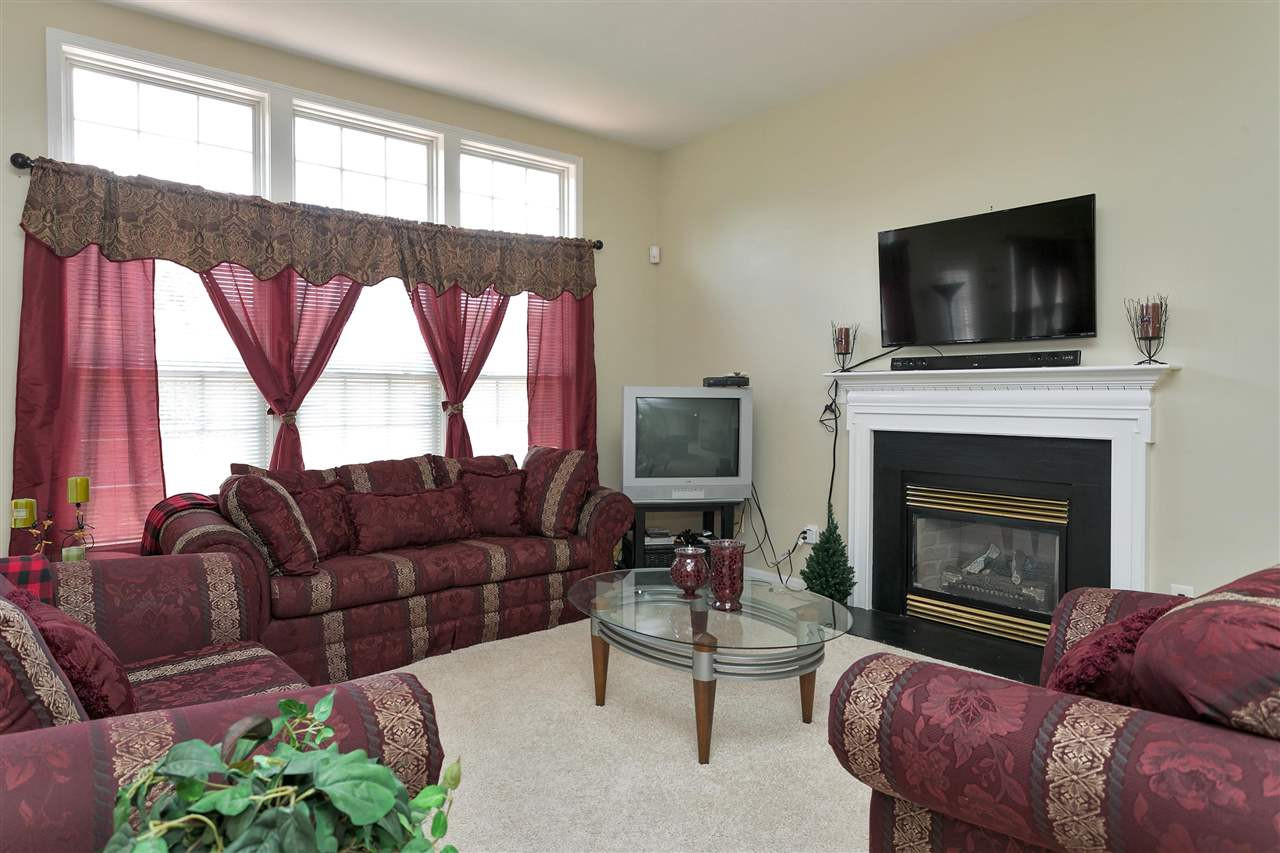 363 Seastone Street Raleigh, NC 27603 - Photo 4 of 25 Photo 4